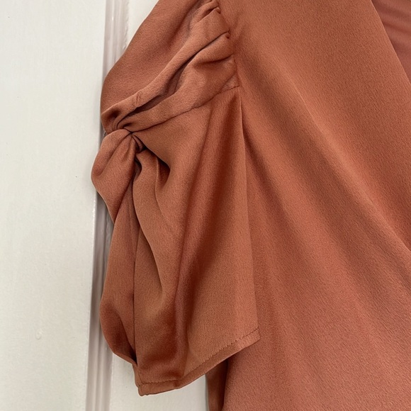 Taylor Women's Knot Front Dress with Puff Sleeve - Picture 6 of 7